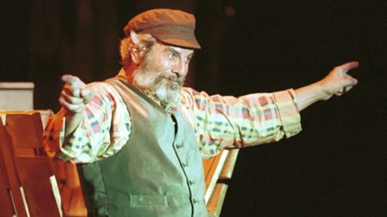 Chaim Topol as Tevye