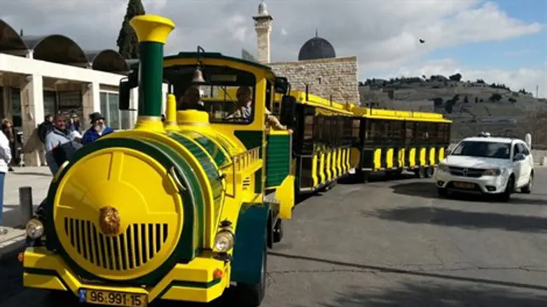 "רכבת הכותל"