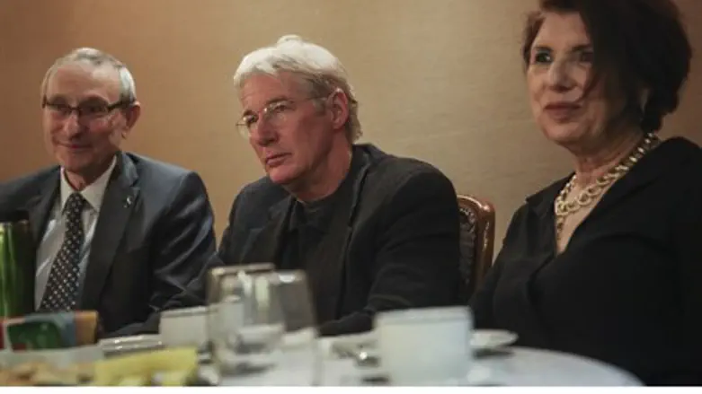 Richard Gere at HUJI (center)