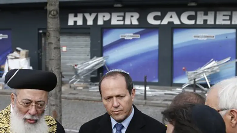 Нир Баркат и рабби Амар у Hyper Cacher