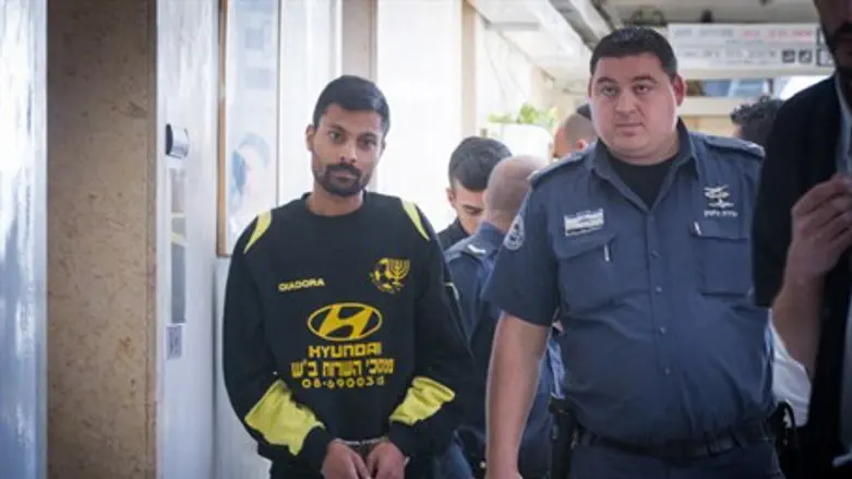 Nagauker (L) shortly before release