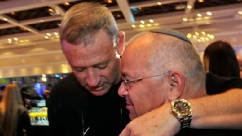 Naveh with Benny Gantz