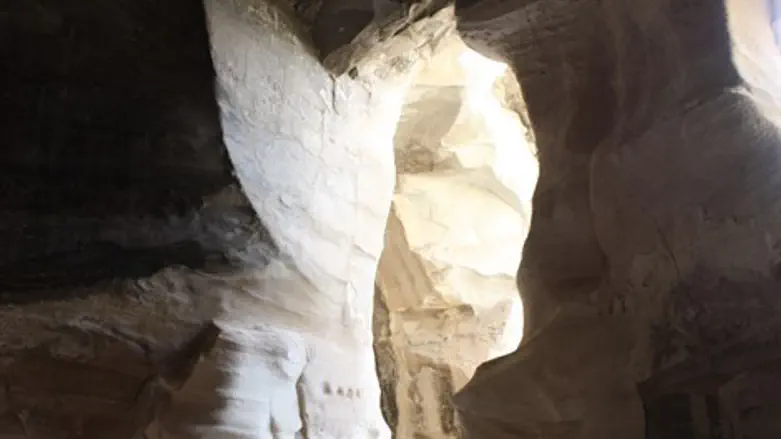 מערות בית גוברין