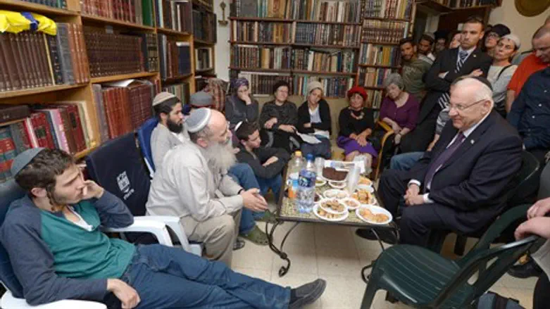 הנשיא בניחום האבלים