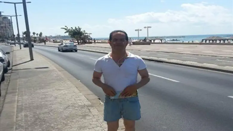 מנצורי בטיילת בתל אביב