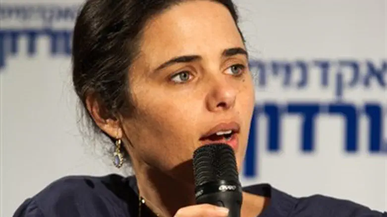 Айелет Шакед