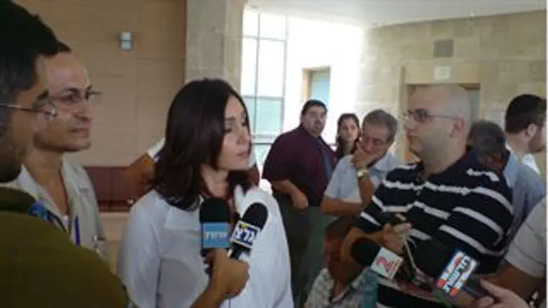 מבינה ולא מבינה ח"כ מירי רגב