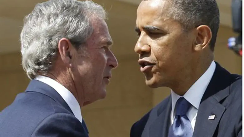 George W. Bush, Barack Obama