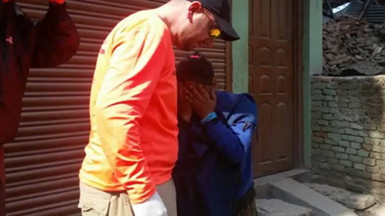 ZAKA team helps Nepalese locals