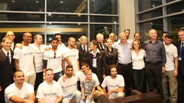 נכי צה"ל לפני יציאתם להודו