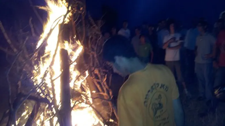 מדורה באבני חפץ