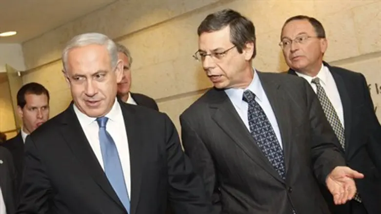 Binyamin Netanyahu, then-Deputy FM Danny Ayalon
