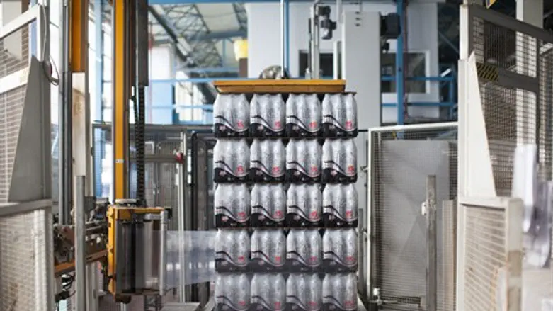 לא ייסגר. מפעל סופר דרינק