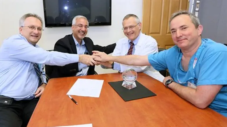 החתימה על ההסכם