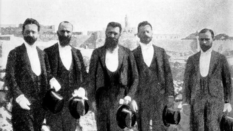 הרצל מבקר  בירושלים