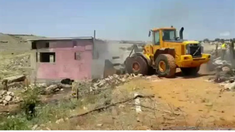 הרס מבנים בתקוע