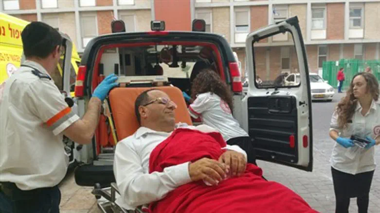 בדרך להדסה. קרא