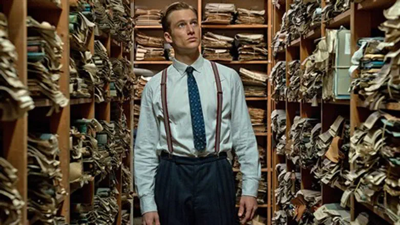 מבורך השקרים