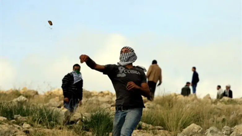 עימותים אלימים בנעלין. ארכיון