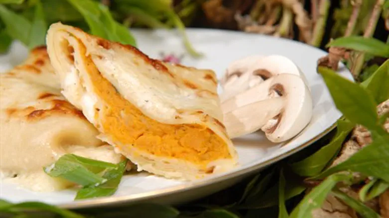 בלינצ'ס מוקרם במילוי בטטה