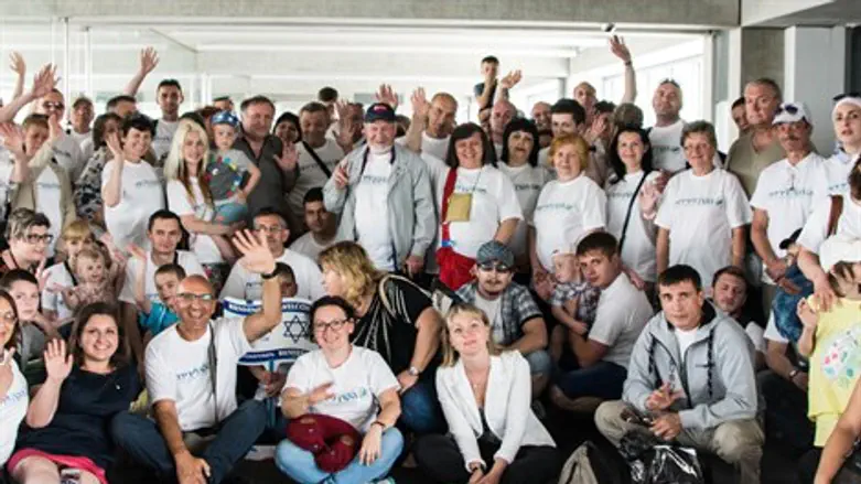 מאות עולים חדשים