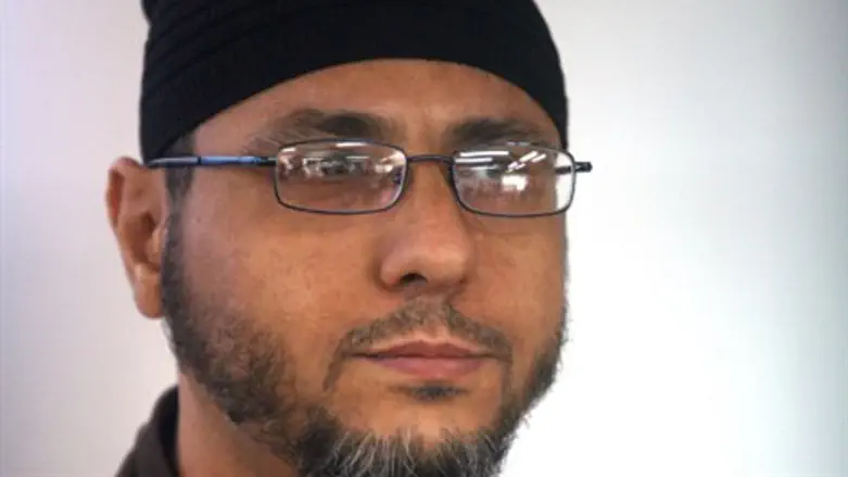 יעיד לראשונה. עבדאללה ברגותי