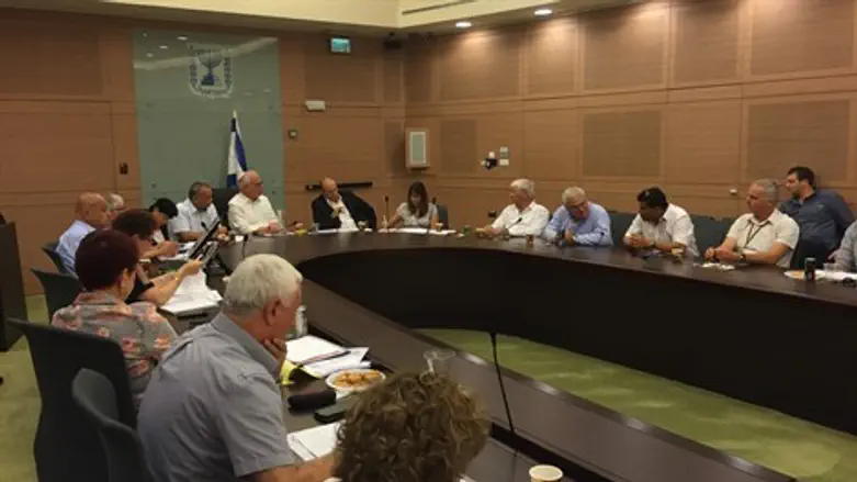 המפגש. היום