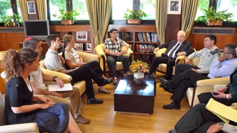 בני משפחת גולדין נפגשים עם הנשיא ריבלין