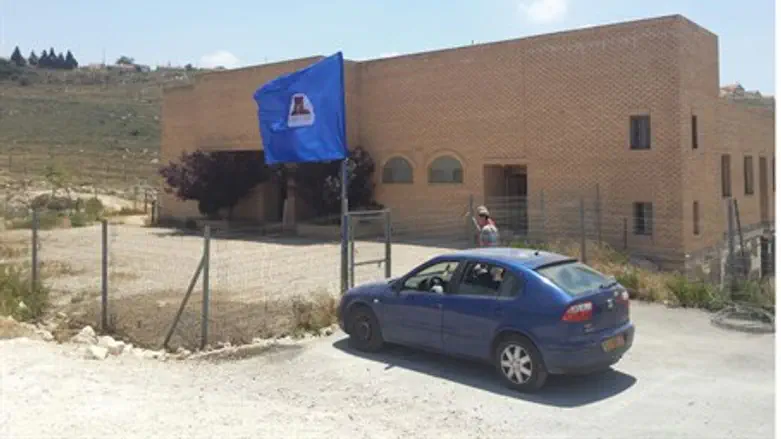 Ешива "Од Йосеф Хай" в Ицхаре