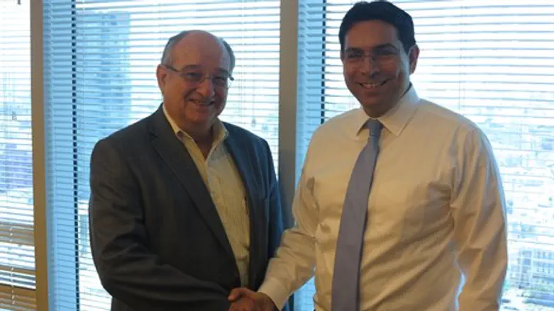 השר דנון ופרופ' לביא