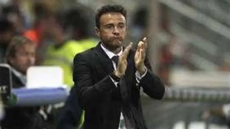 אנריקה. ימשיך לאמן את הקבוצה הטובה בעולם