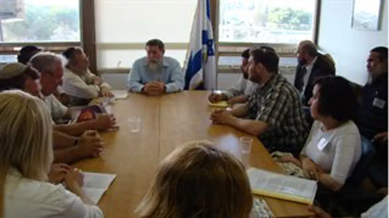 כצל'ה נפגש עם פעילי שטח