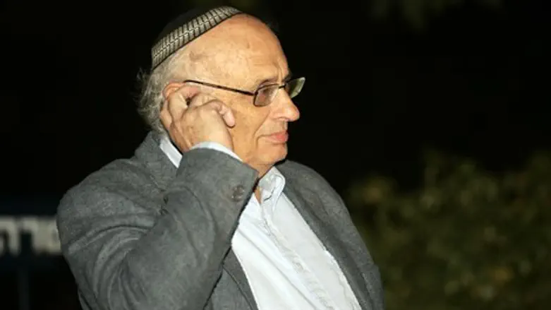 הלל וייס