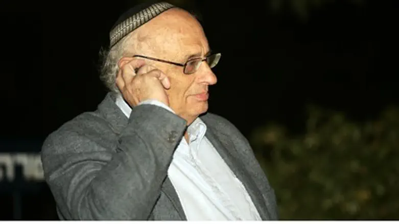 Гилель Вайс