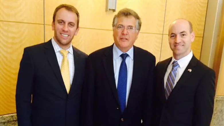 סגן הקונסול אייל נאור, עם יו"ר וועדת המים של בית המחוקקים