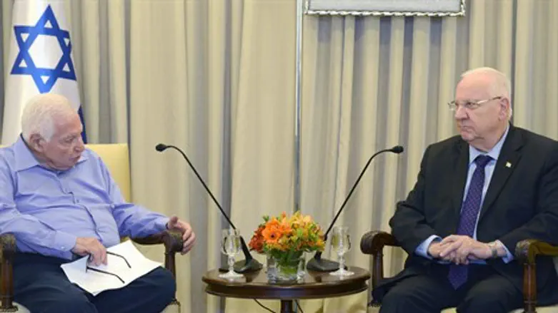 ריבלין ולינדנשטראוס