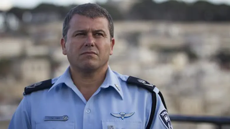 מפקד מחוז ירושלים, ניצב משה (צ'יקו) אדרי,