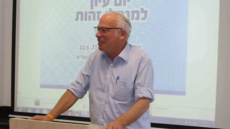 השר אורי אריאל