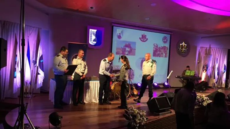 חלוקת הפרס. הערב