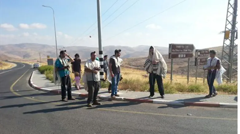 Prayer protest, Kochav Hashachar
