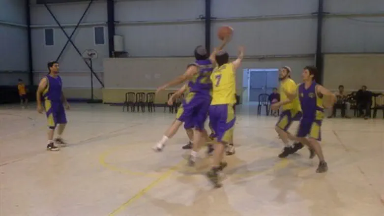 שחקני כוכב השחר (בסגול)