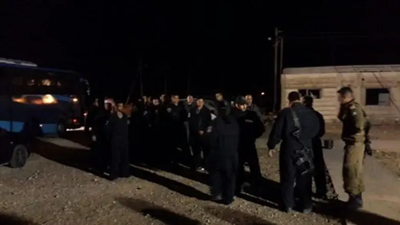 הפינוי. הלילה