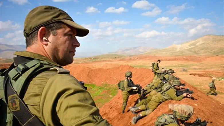 קודַם למרות שסומן בידי הנאורים. עופר וינטר בתרגיל של גבעתי