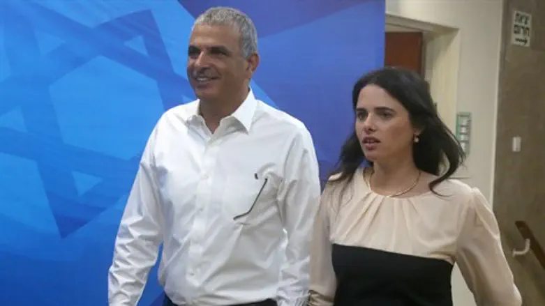 השרים כחלון ושקד