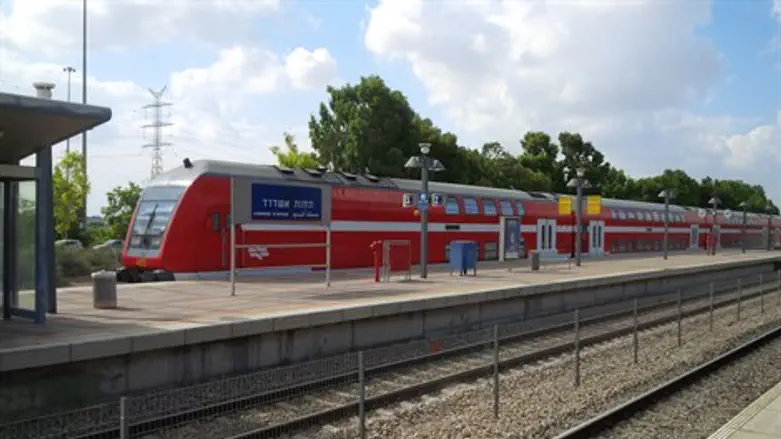 תחנת רכבת ישראל אשדוד עד הלום