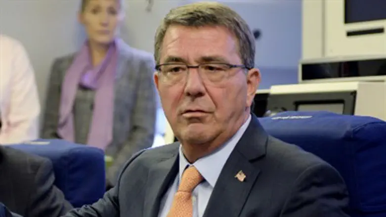 Эштон Картер 