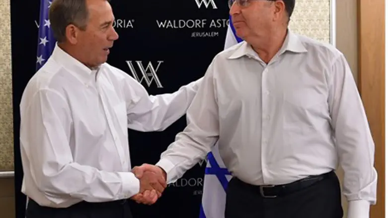 Джон Бейнер и Моше Яалон