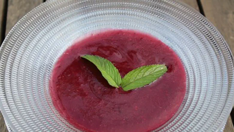 Chilled fruit soup