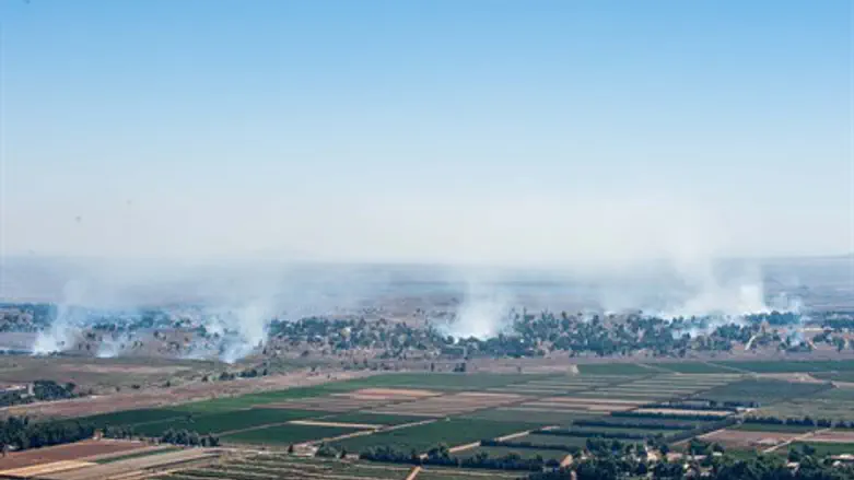 Clashes in Quneitra can be see from across the border in Israel