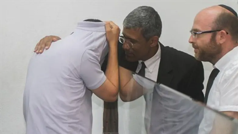 כתב אישום. מנהל המדרשה בהארכת מעצר